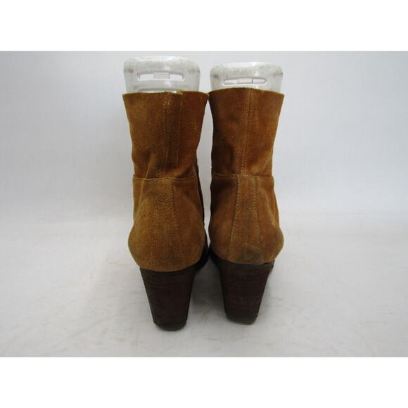 ALDO Womens Size 9 M Brown Suede Ankle Fashion Boots Bootie - Picture 7 of 11